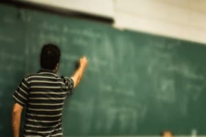Instructions to the government to transfer teachers as per the 2025 consensus