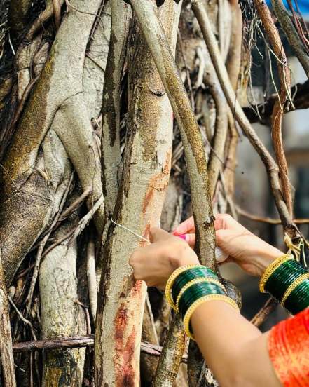 Vat Purnima 2025 Traditional Look Ideas