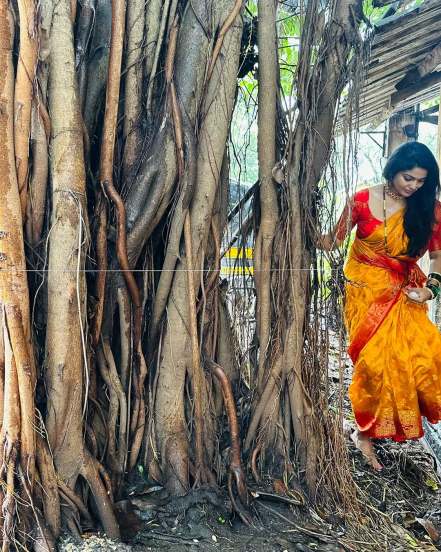 Vat Purnima 2025 Traditional Look Ideas