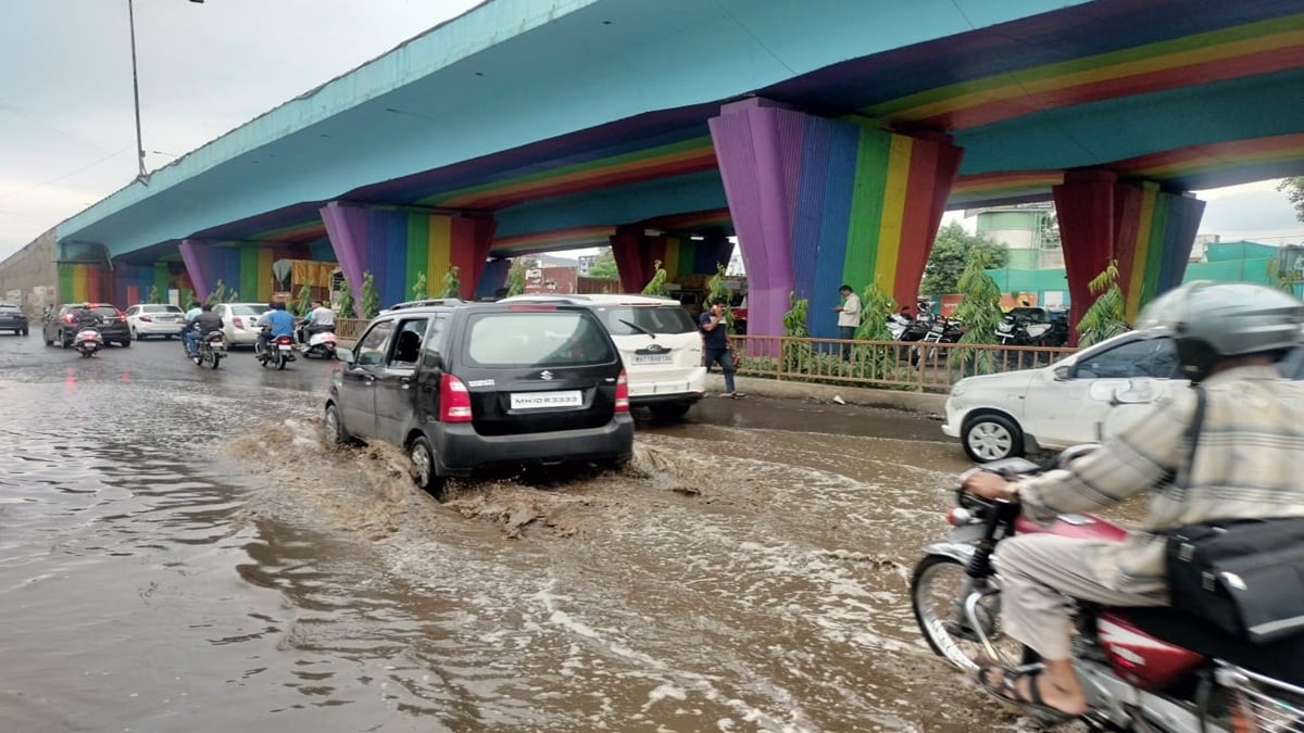heavy rain satara