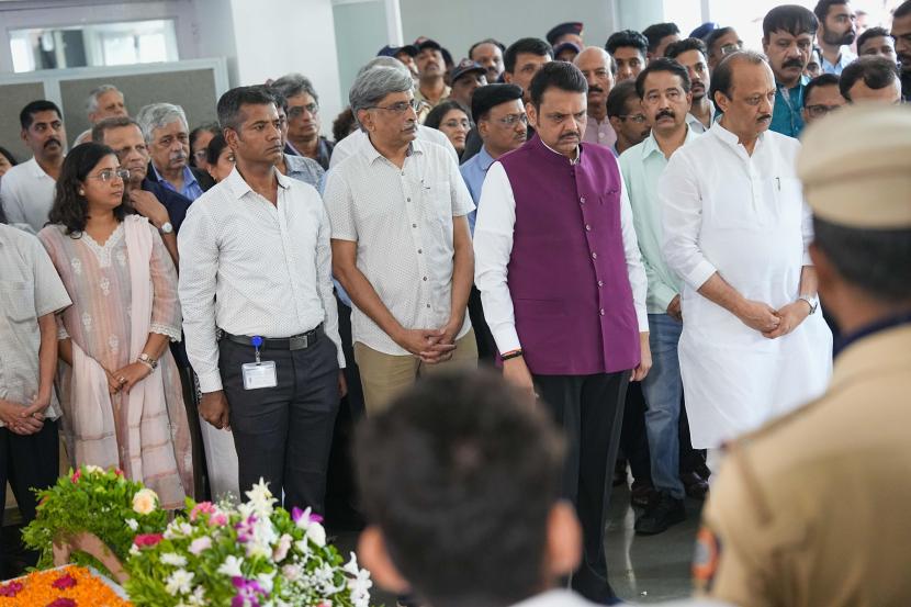 astrophysicist Jayant Narlikar funeral, jayant narlikar death state honours photos