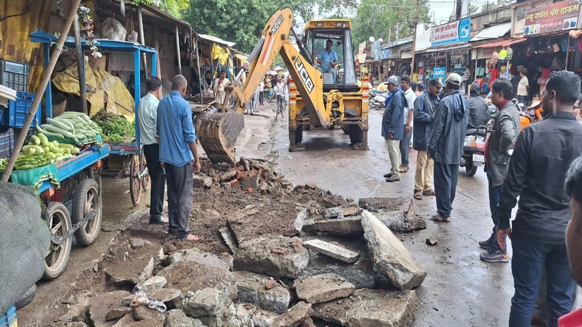 Encroachments Sangli , market in Sangli ,