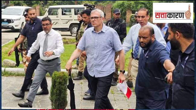 J&K Chief Minister Omar Abdullah on his way to hold a special Cabinet meeting, at Pahalgam