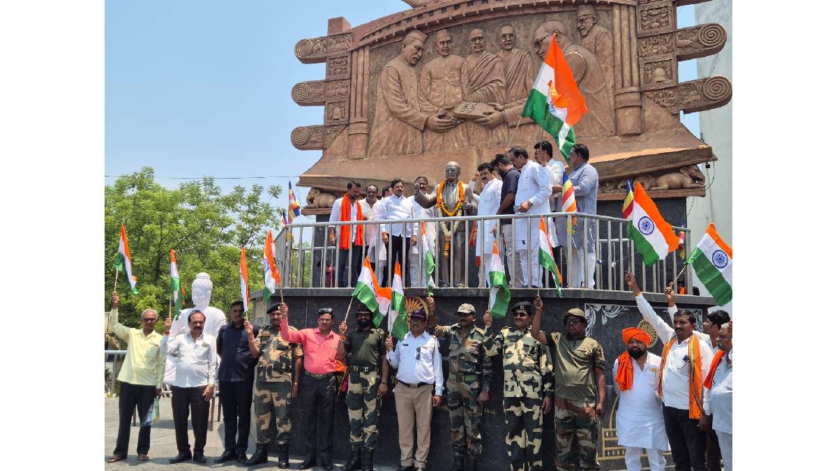 Yavatmal Guardian Minister Sanjay Rathod asserted that India should take over Pakistan occupied Kashmir
