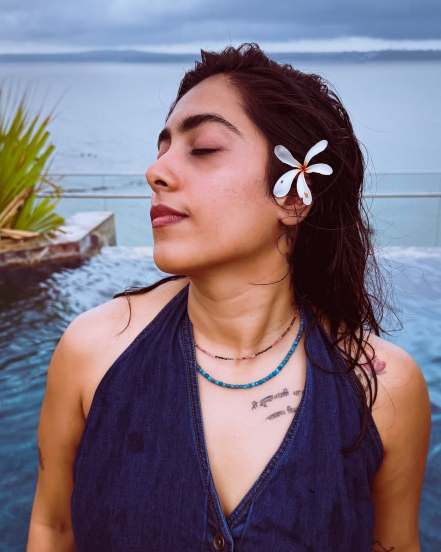 actress sakhi gokhale vacation photos
