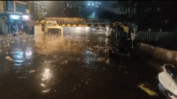 पश्चिम उपनगरात एक तासात मुसळधार, अंधेरी सबवे बंद