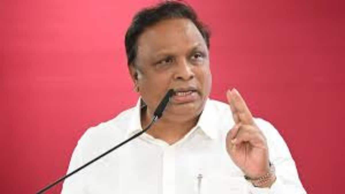 khandesh warkari awards festival dhule ashish shelar jaykumar rawal will be present