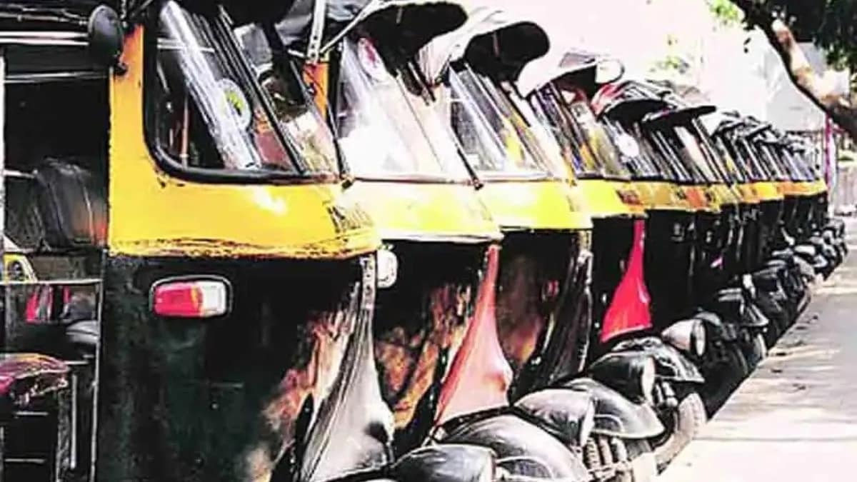 Autorickshaw union demonstration at RTO office