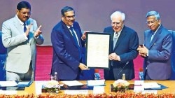 ‘निवृत्तीनंतर अधिकाराचे पद स्वीकारणार नाही’