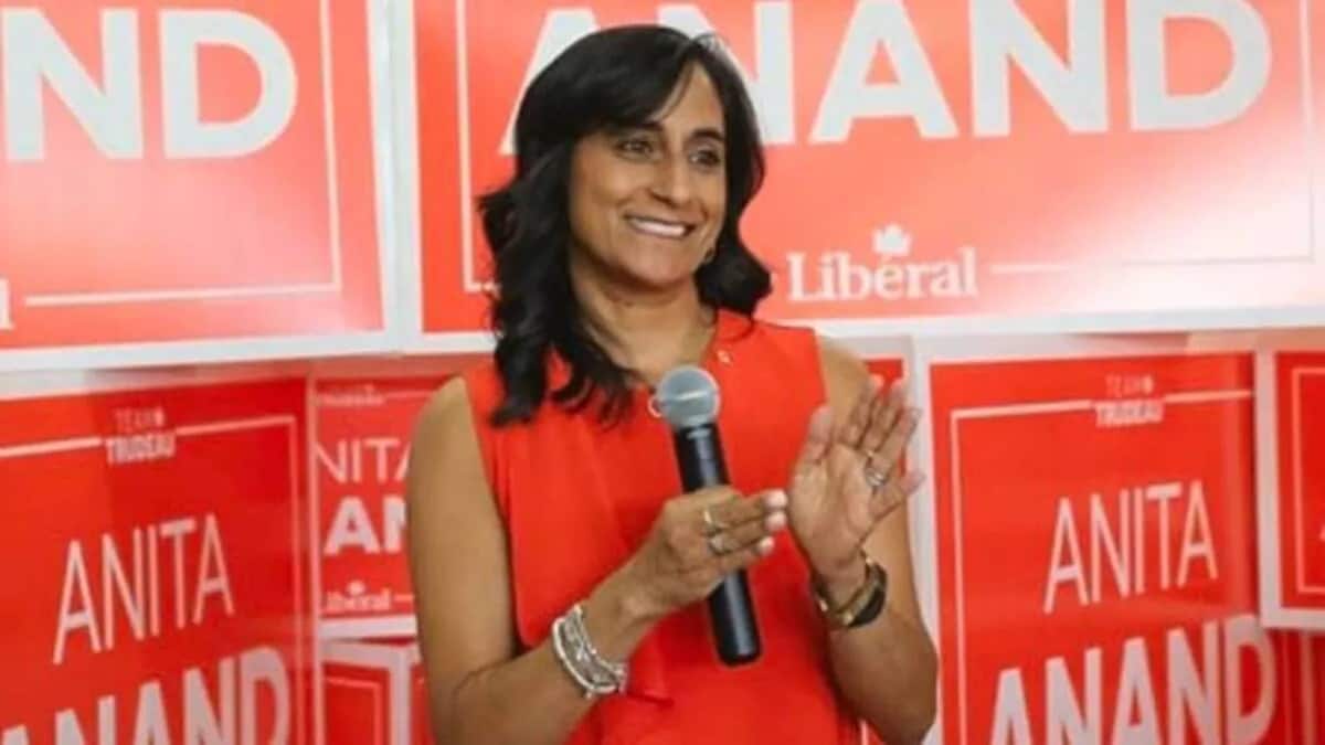 Anita Anand marathi news