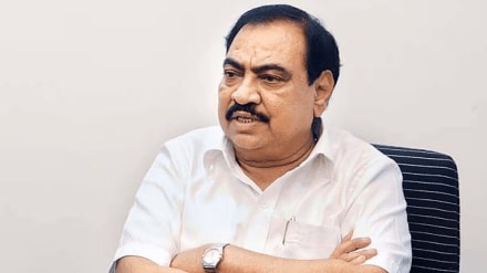 No matter who goes where, I will stay with Sharad Pawar said MLA Eknath Khadse