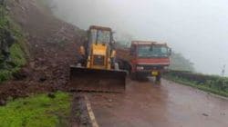 ठोसेघर जवळील बोरणे घाटात दरड कोसळली