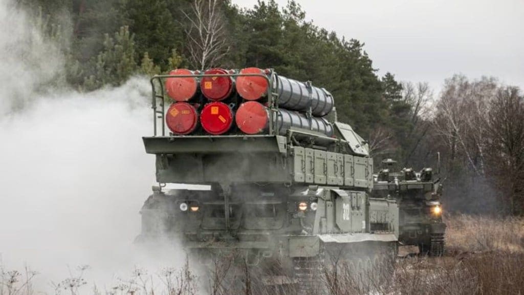 Air defense missile system S-400