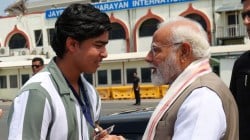 वैभव सूर्यवंशीने घेतले पंतप्रधानांचे आशीर्वाद; पीएम नरेंद्र मोदी आणि वैभव सूर्यवंशीच्या कुटुंबियांच्या भेटीचे फोटो व्हायरल…