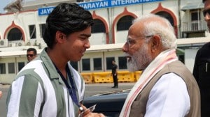 वैभव सूर्यवंशीने घेतले पंतप्रधानांचे आशीर्वाद; पीएम नरेंद्र मोदी आणि वैभव सूर्यवंशीच्या कुटुंबियांच्या भेटीचे फोटो व्हायरल…