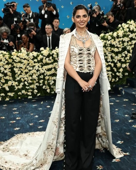 isha ambani met gala stylish look her necklace worth rs 800 crore