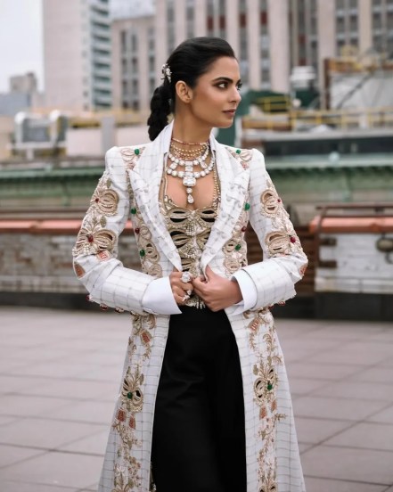 isha ambani met gala stylish look her necklace worth rs 800 crore