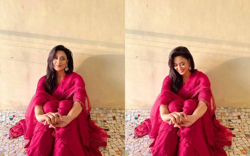 Ladies Suit for Puja