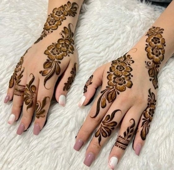 Best mehndi patterns to match engagement gown