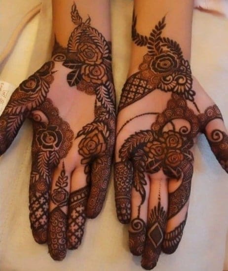 Bridal mehndi designs with gown
