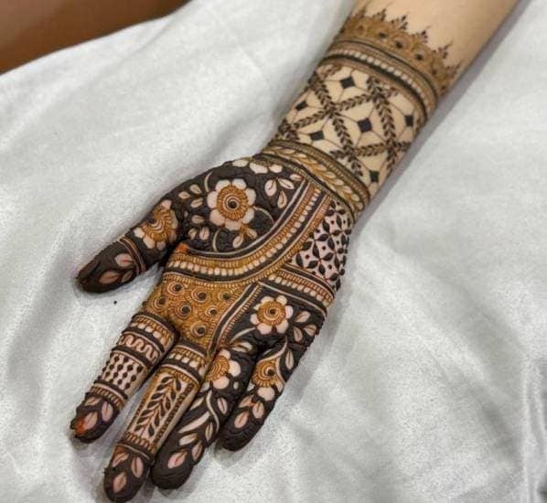 mehndi designs