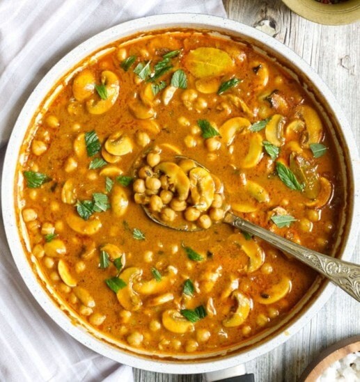 Chickpea Mushroom Curry 