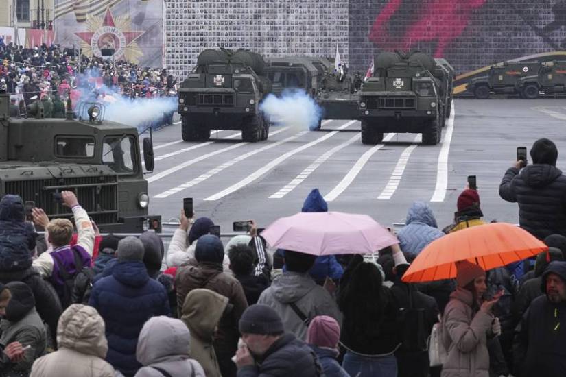 S-400 Special Features