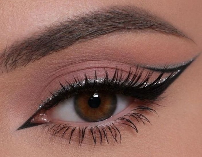 Unique eyeliner styles for girls