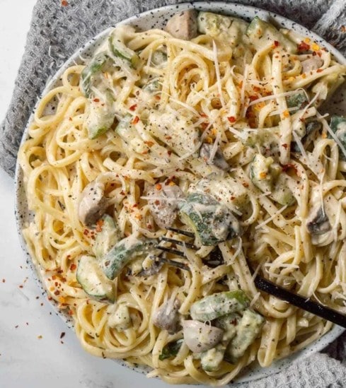 Zucchini Noodles with Mushroom Sauce