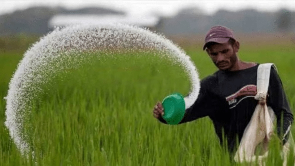 In Ahilyanagar district, 7100 tons of reserved stock for the Kharif season