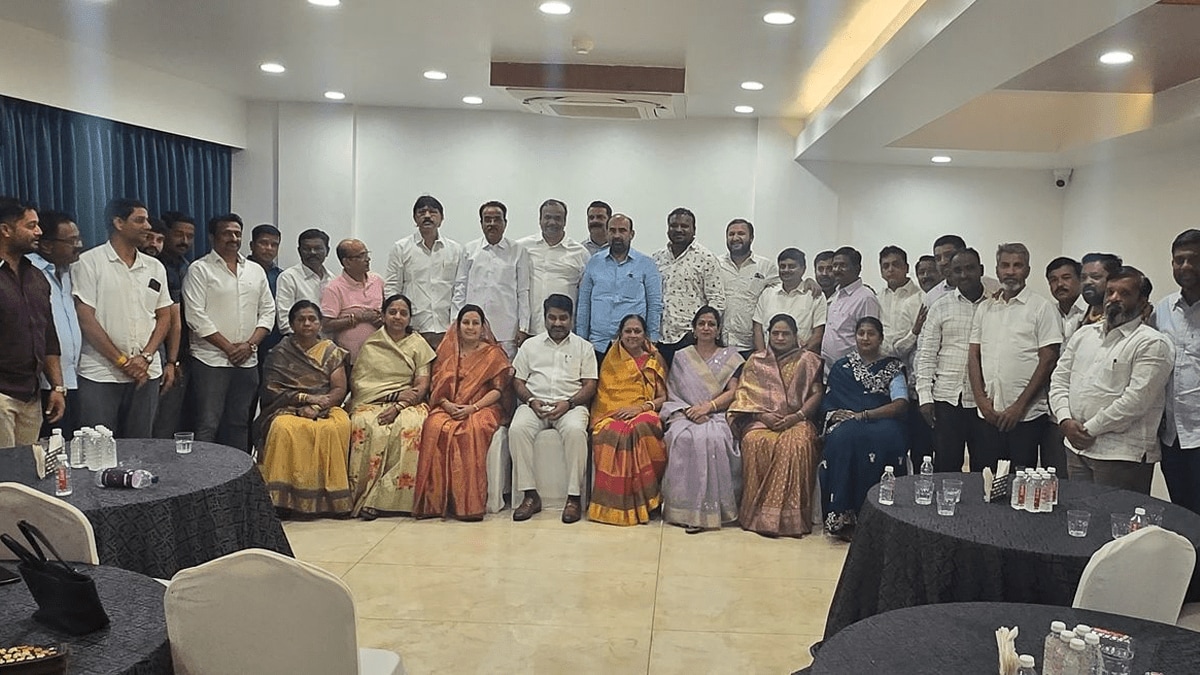 34 former corporators attended the Congress meeting in Kolhapur