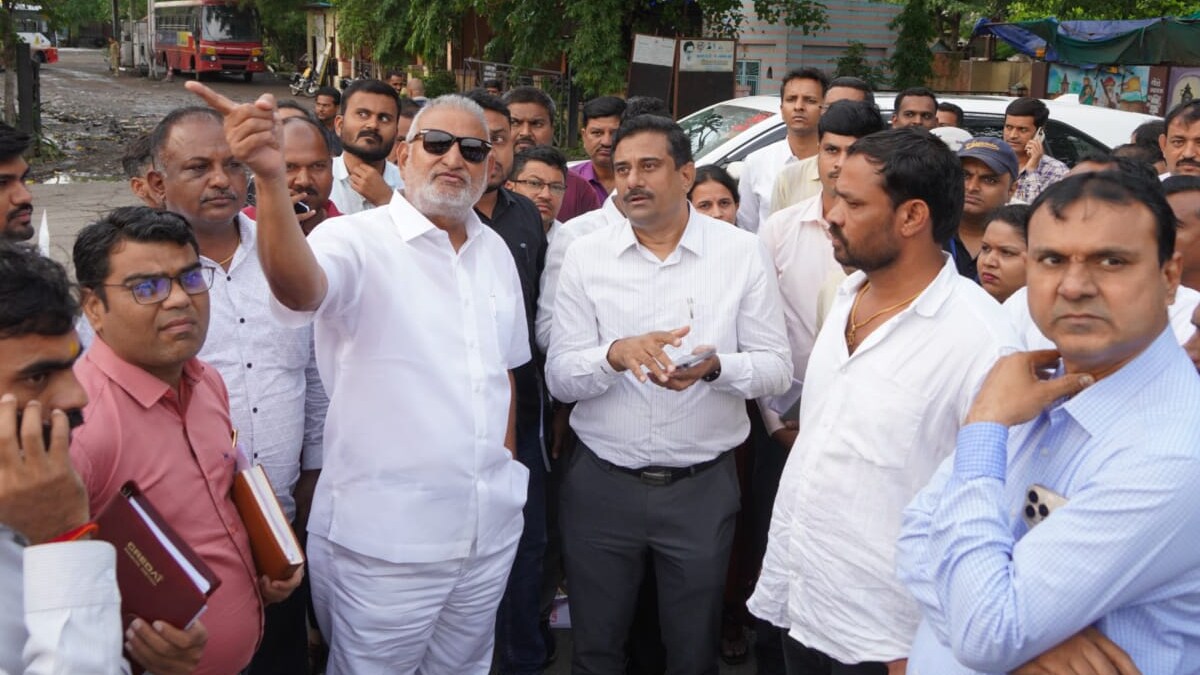 Agriculture Minister Manik Kokate question regarding crop panchnama nashik news