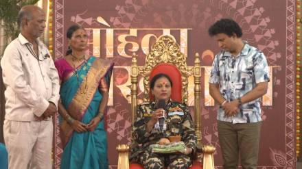 Honoring military wives in Sohala Sakhyancha event