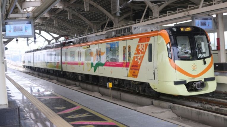 नागपूर मेट्रोची ५० टक्के तिकीट विक्री ऑनलाईन
