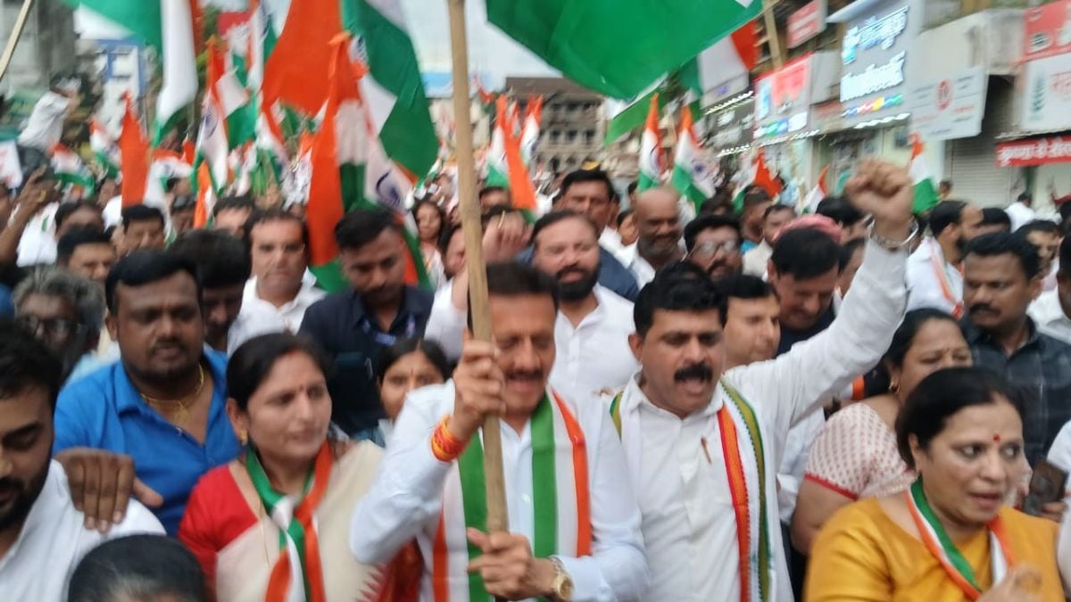 nashik tiranga rally mahayuti discord shinde ajitpawar groups missing