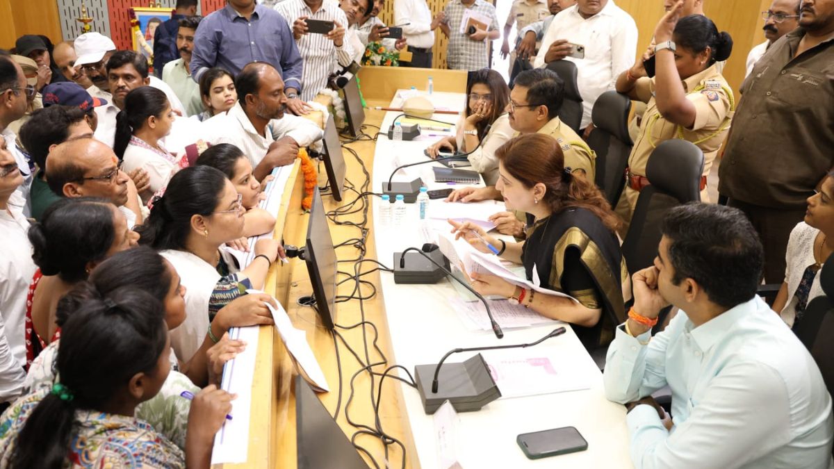nashik women commission hearing domestic violence cases Rupali Chakankar