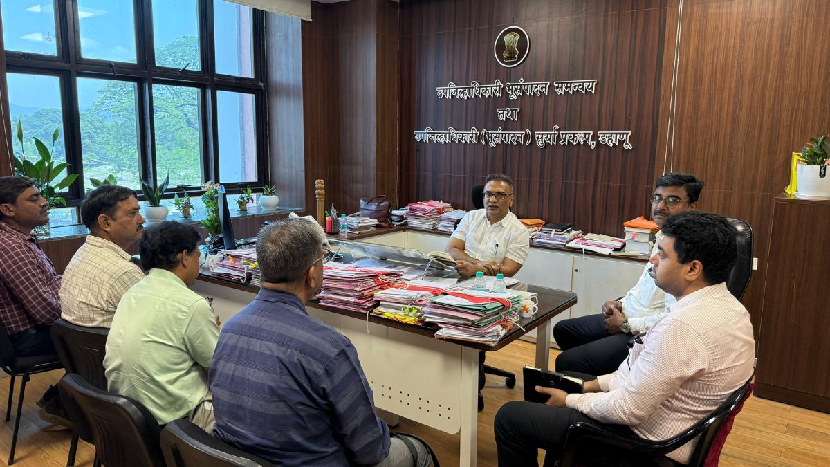 palghar Safala Railways assures to construct Safala footbridge at the earliest