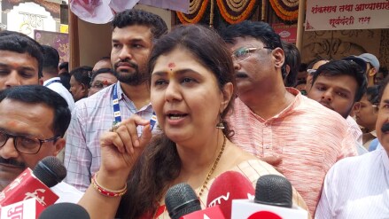 Dhananjay Munde has chosen the right path, he will find peace of mind said Pankaja Munde