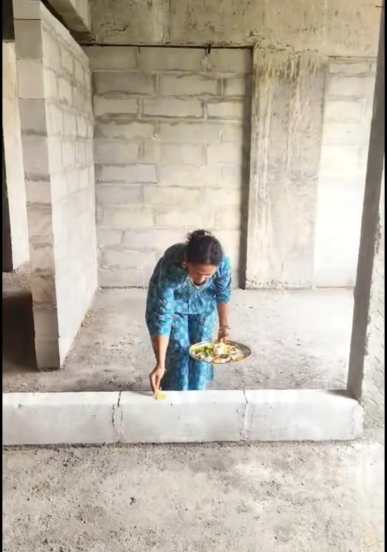 actress sakshee gandhi new home in chiplun door name plate