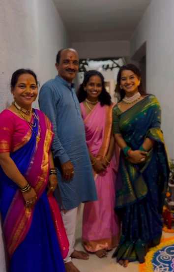 actress sakshee gandhi new home in chiplun door name plate