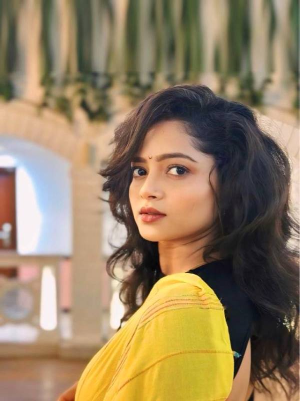 shivali parab reels maharashtrachi hasyajatra