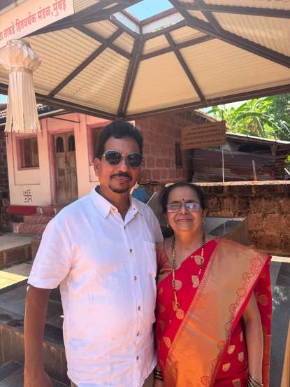 titeekshaa tawde went to kokan and celebrates parents 40th anniversary