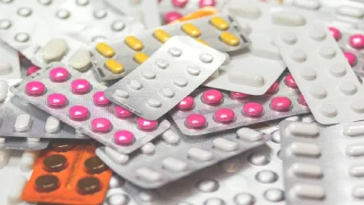 The state government has decided to provide facilities for testing the quality of medicines in laboratories under the Public Health Department