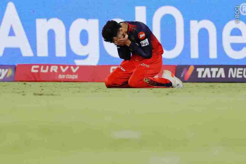 यावेळी विराट कोहली अतिशय भावुक झाल्याचा पाहायला मिळाला. (Photo: BCCI)