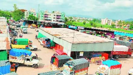 Navi mumbai APMC market controversy new entrance construction Masala Market without permis