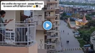 Girl doing aarti from her balcony in Hinjewadi