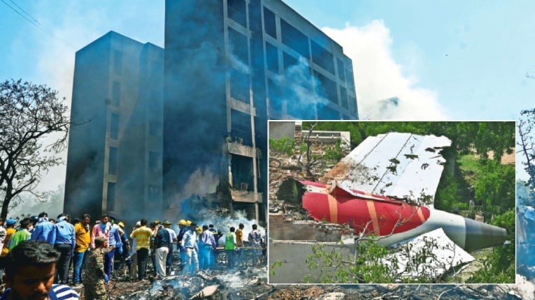Air India plane crash: भीषण विमान दुर्घटना