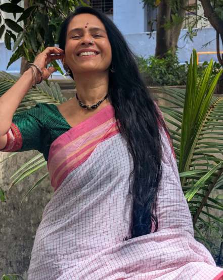 Aishwarya Narkar White Irkal Saree