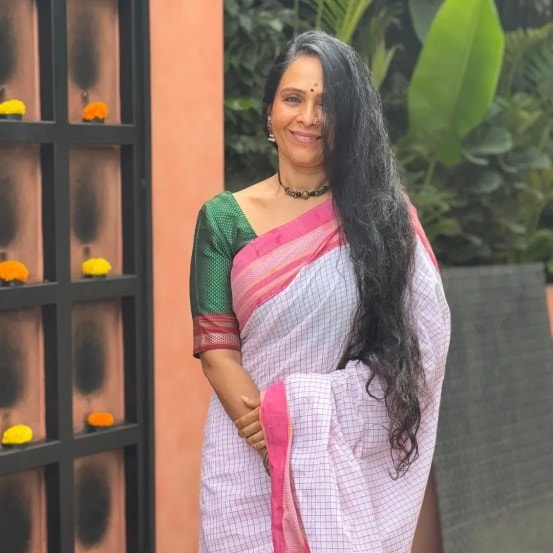 Aishwarya Narkar White Irkal Saree