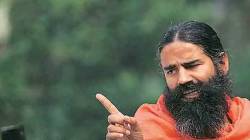 खालापूरमधील मालकीच्या जमिनींवरील अतिक्रमणे हटवण्याचे आदेश सरकारला द्या, बाबा रामदेव यांच्या पतंजली फूड्सची उच्च न्यायालयात मागणी